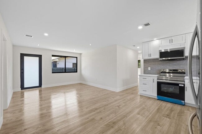 Building Photo - 1522 NW 41st St