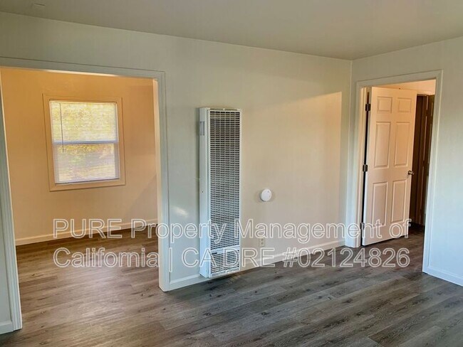 Building Photo - 1066 Emerald Ct