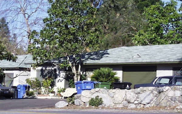 Primary Photo - 6801-6809 Valmont St