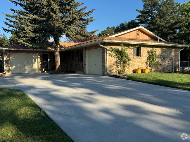 Building Photo - 3843 Capitol Dr
