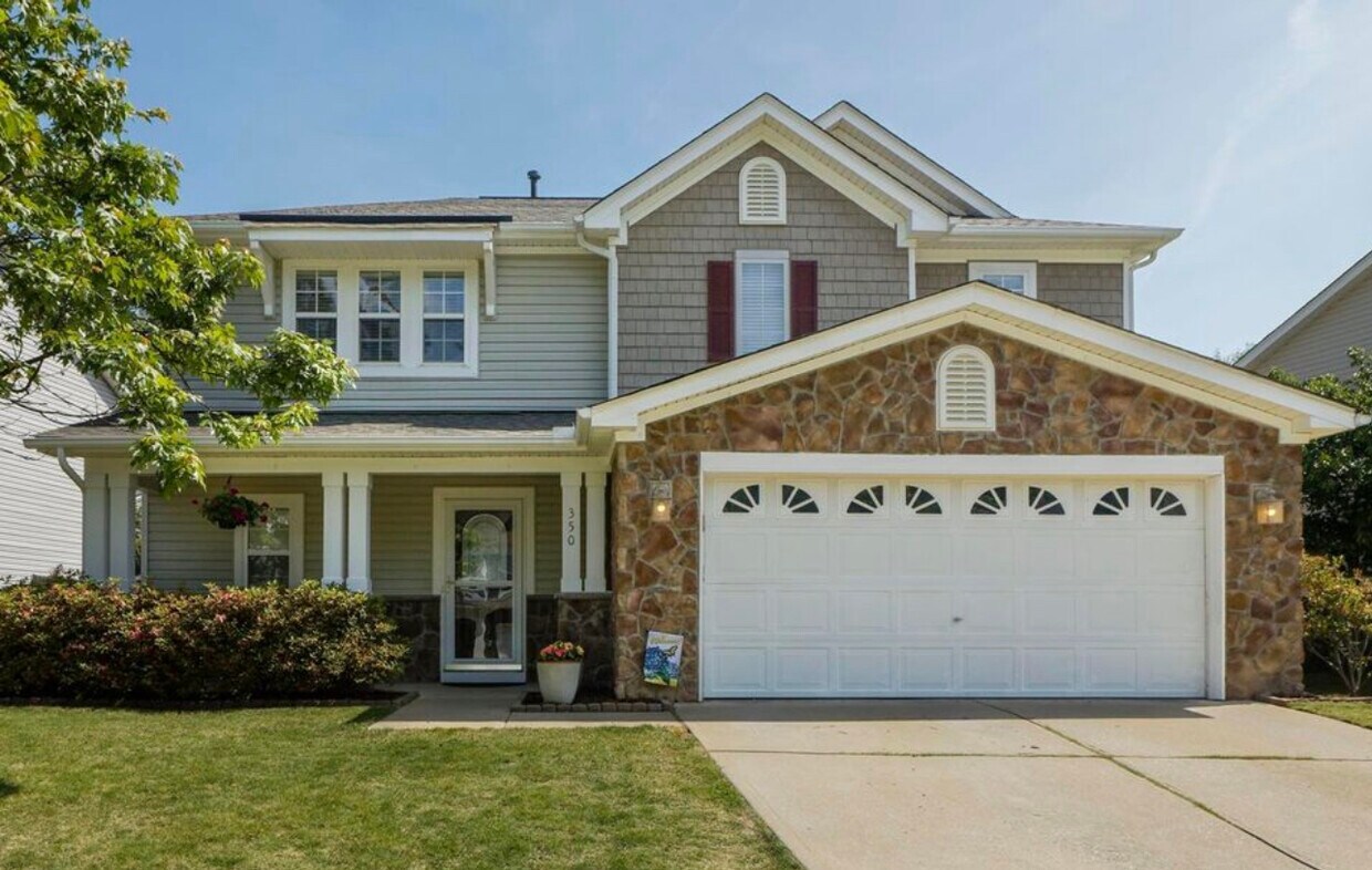 Foto principal - 350 Ashdale Dr