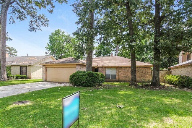 Building Photo - 3618 Village Grove Dr