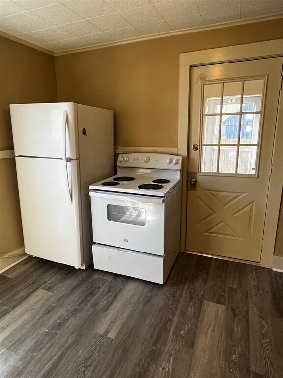 28 Prospect St Unit 1R, ster, MA 01570 Room for Rent in ster