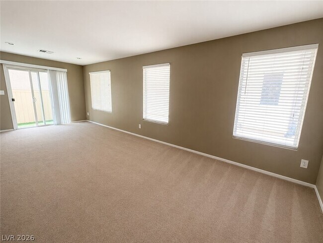 Foto del edificio - 5925 E Hudson Woods Ave