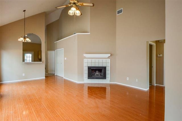 Foto del edificio - 2406 Weatherby Dr