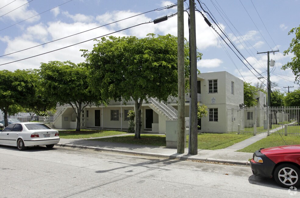 Alberta Heights Apartments