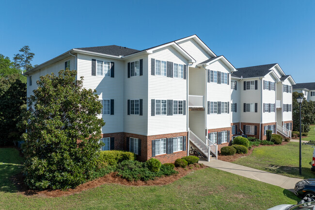 Building Photo - Auston Woods Apartments