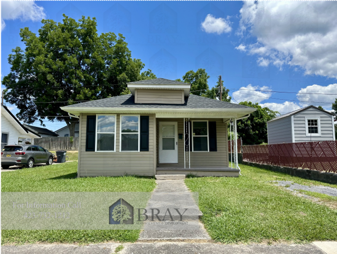 Primary Photo - Fully remodeled cute cottage!