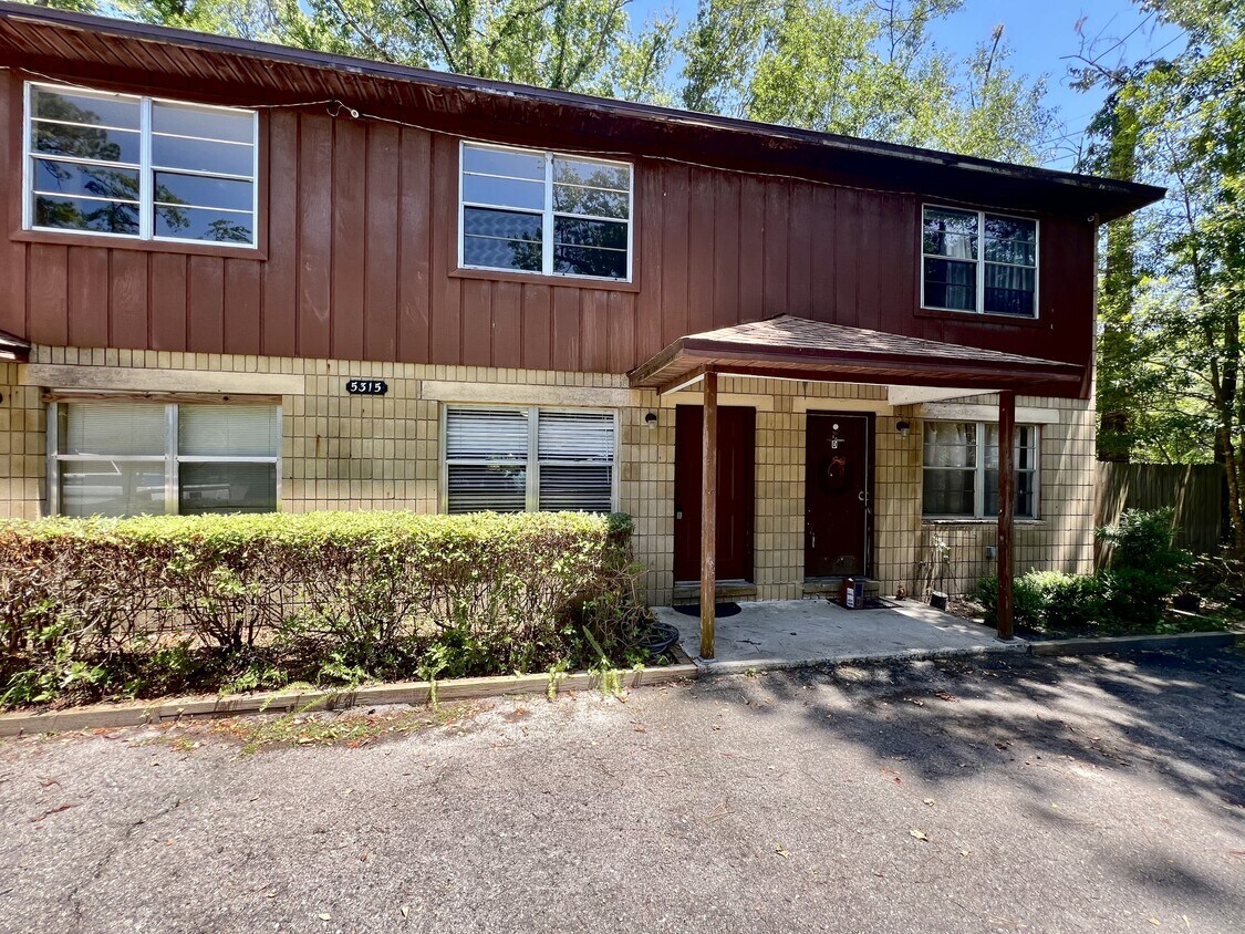 Primary Photo - 5315 NW 20th Way