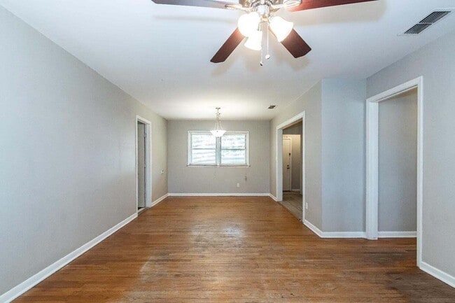 Building Photo - 4212 42nd St