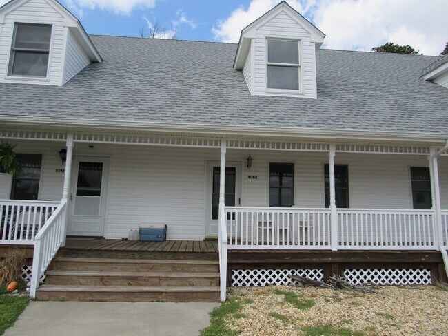 Building Photo - 4063 Grand Bay Ct