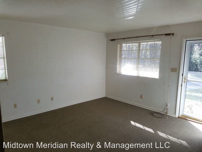 Building Photo - 3227 Zillah St