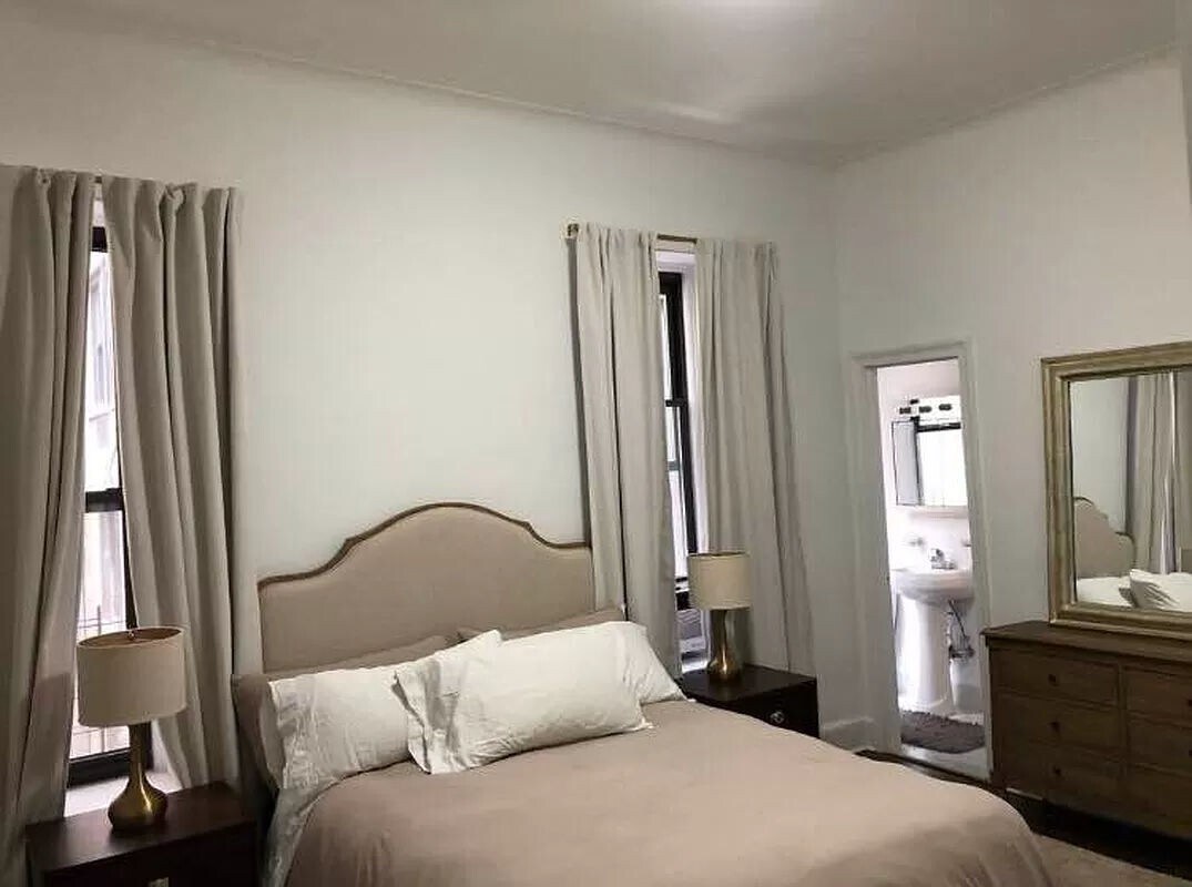 Foto del edificio - 104 E 81st St