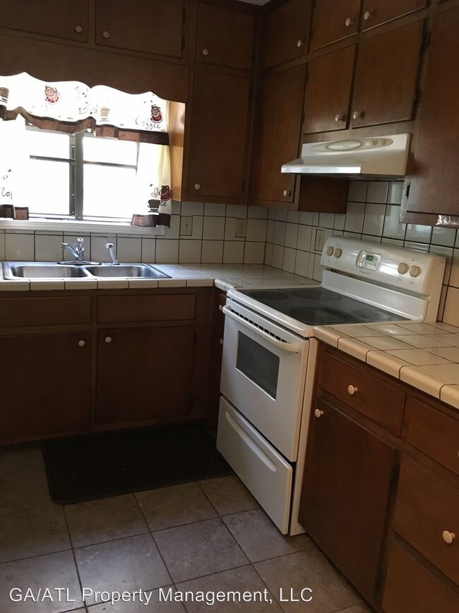 Building Photo - 988 Bingham Ln