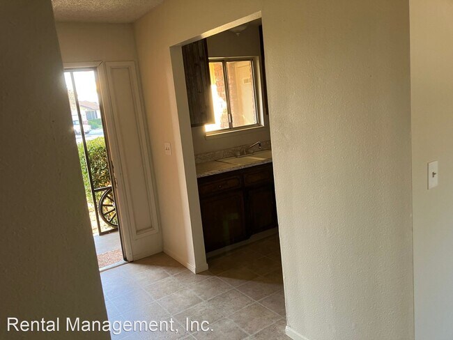 Building Photo - 3 br, 2 bath House - 601 San Diego