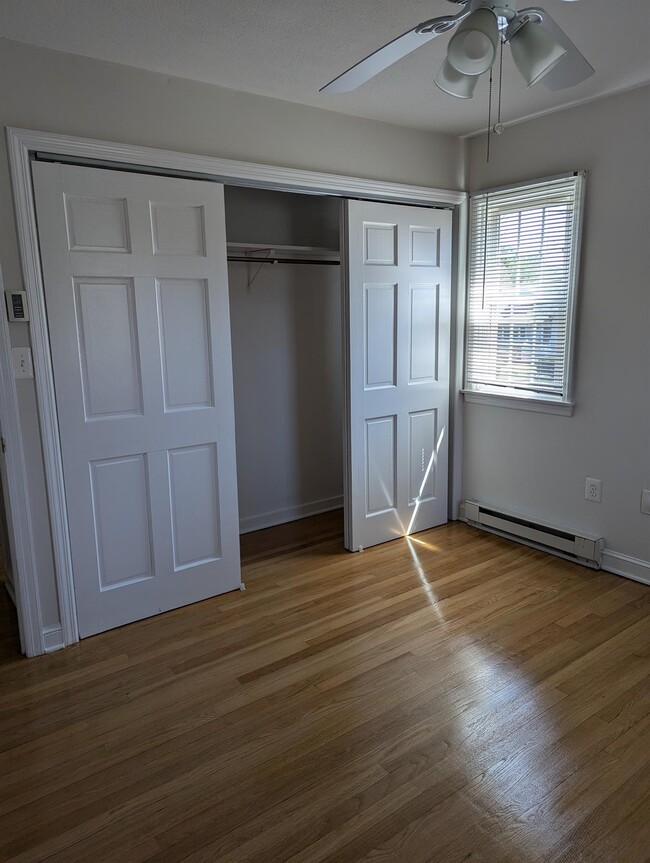 Foto del edificio - 511 Maple Ave