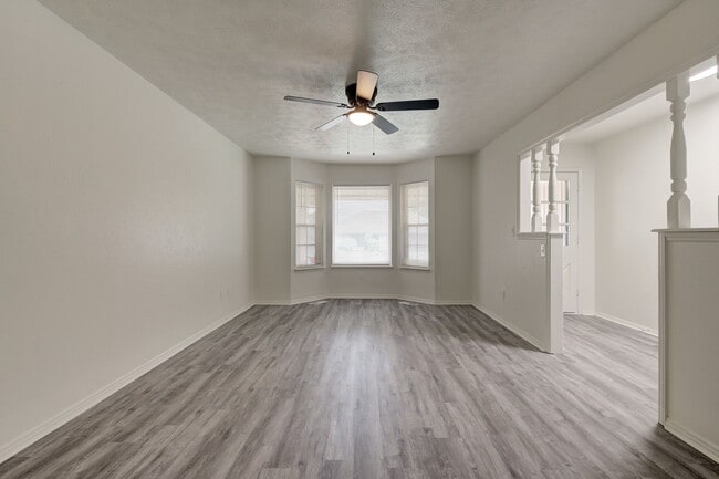 Foto del edificio - 4008 NW 62nd Terrace