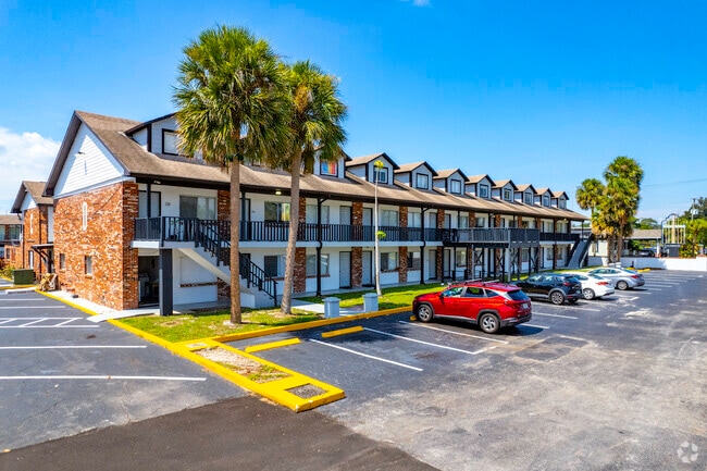 Building Photo - Cocoa Village Flats