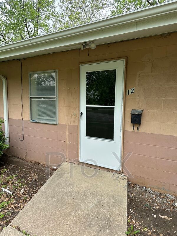 Foto principal - 825 S Cherokee St