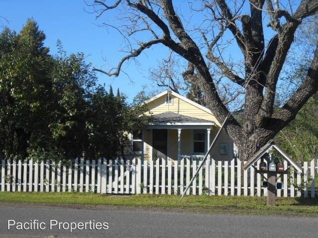 Building Photo - 2 br, 2 bath House - 1220 E Napa Street