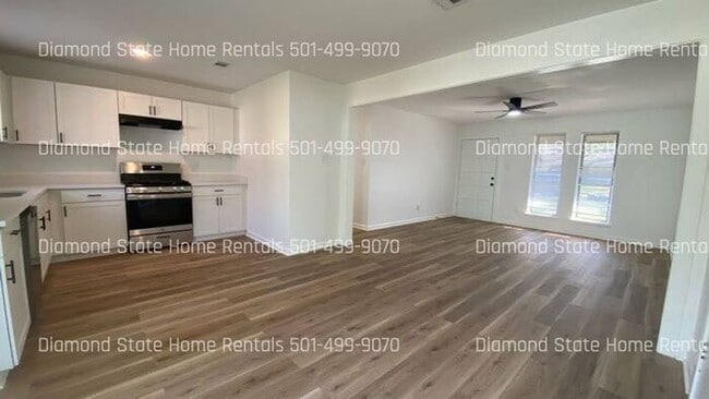 Building Photo - 633 Paul Pl