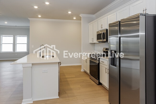 Foto del edificio - 303 Pond Spg Dr