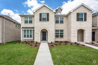 Building Photo - 3718 Malibu Dr