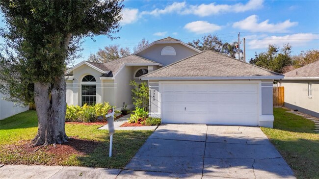 Building Photo - 1549 Chepacket St