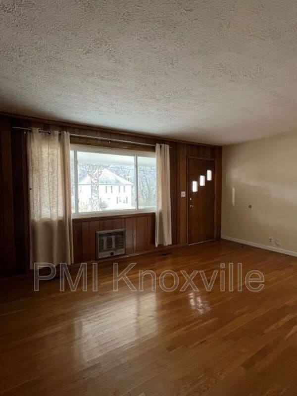 Foto del edificio - 4308 Lonas Dr