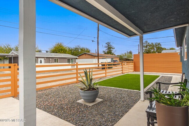 Foto del edificio - 1625 W Buckeye Ln