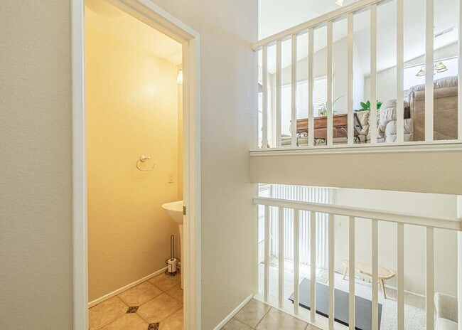 Foto del edificio - 3215 Fairgreen Ln