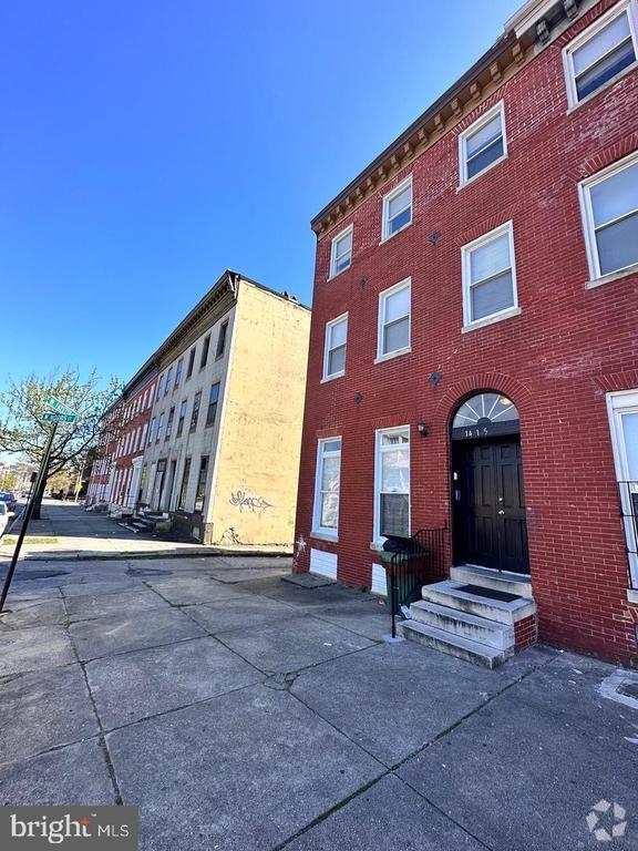 Building Photo - 1415 W Fayette St