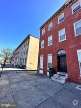 Building Photo - 1415 W Fayette St