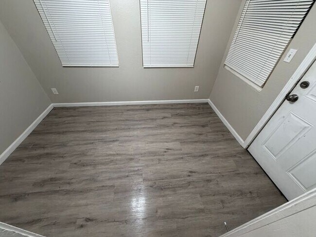 Foto del edificio - Versatile and inviting home