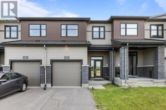 Building Photo - 43 Finglas Ct