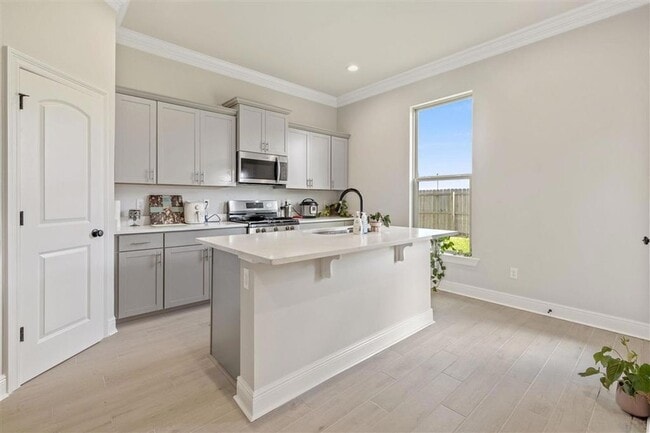 Foto del edificio - 4479 Lakes Edge Dr