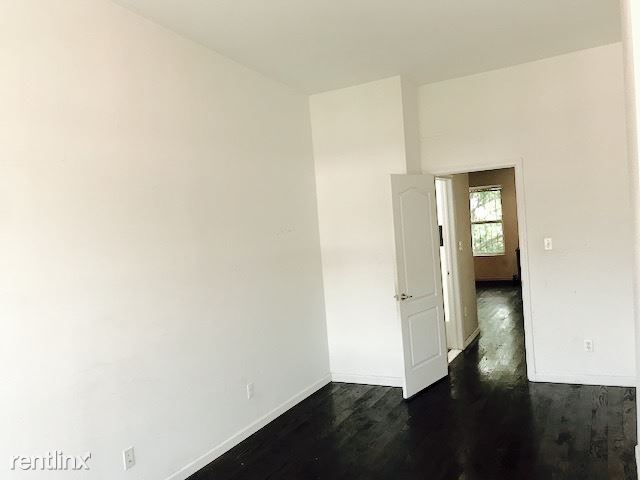 Building Photo - 214 Van Buren St