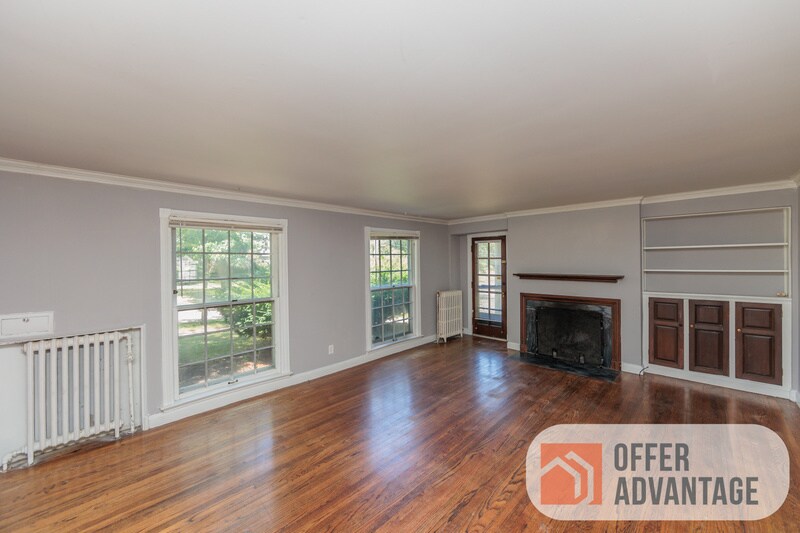 3449 Glencairn Rd Shaker Heights, OH 44122 – photo 3
