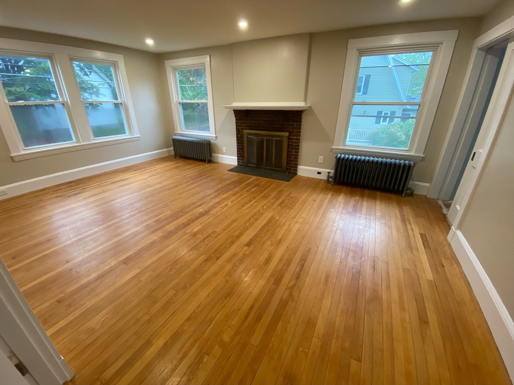 Foto principal - 45 Worcester Ln