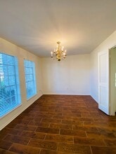 Building Photo - 30 River Creek Way