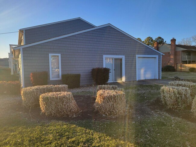 Building Photo - 1100 Indian Rd