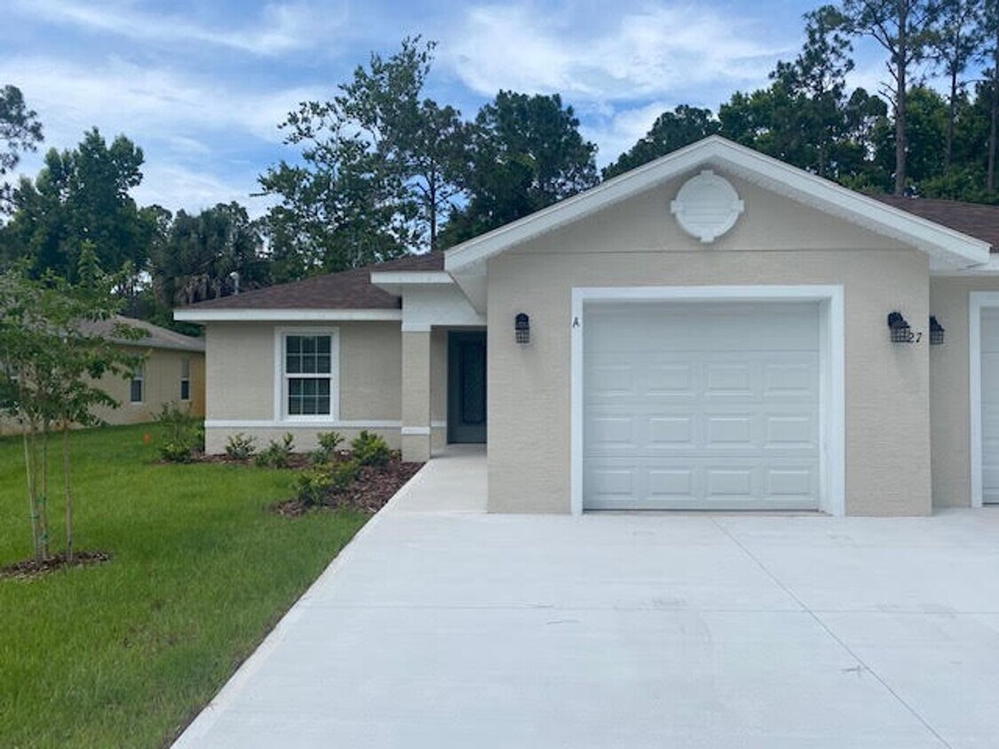 Foto principal - 27 Pony Ln
