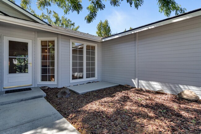 Building Photo - 4885 S Whitmore Way