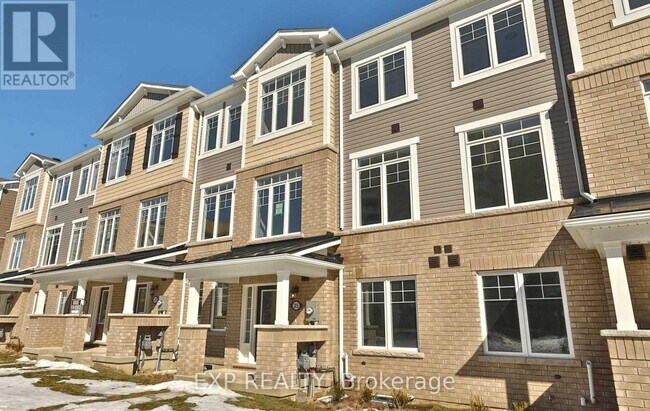 Building Photo - 25 Canoe Ln.