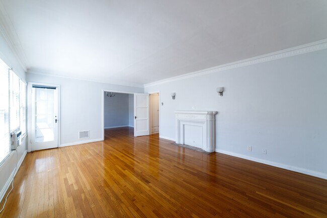 Foto del edificio - 452 S New Hampshire Ave
