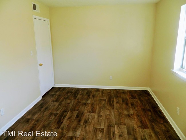 Building Photo - 2 br, 1 bath House - 1297 44th St N