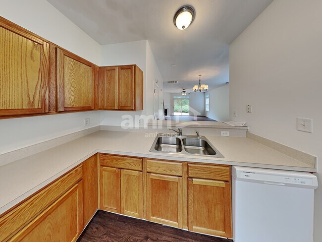 Building Photo - 10615 Spring Rain Ct