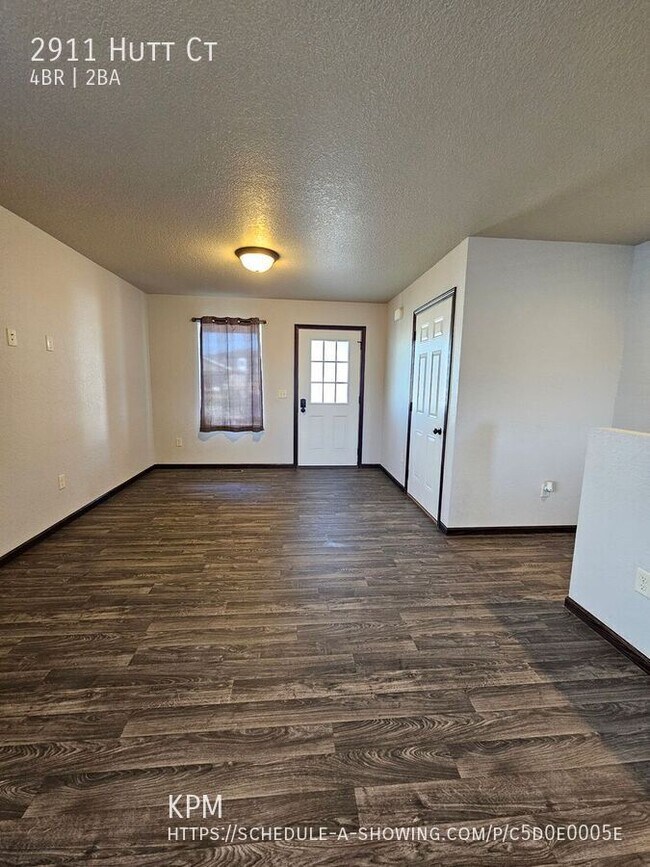 Foto del edificio - 2911 Hutt Ct