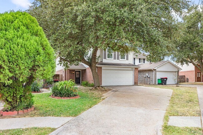 Building Photo - 11843 Sunny Stream Dr