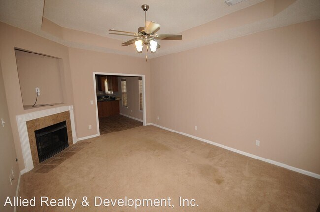 Foto del edificio - 2 br, 2 bath House - 6442 Covington Villas...